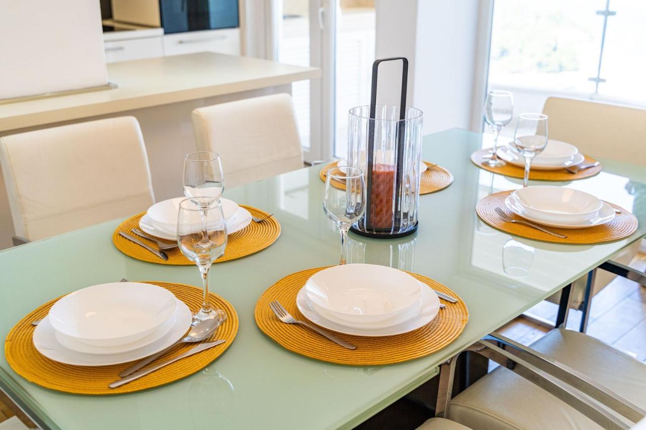 Apartment Hladilo ดูบรอฟนิก ภายนอก รูปภาพ